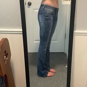 Low rise boot cut
